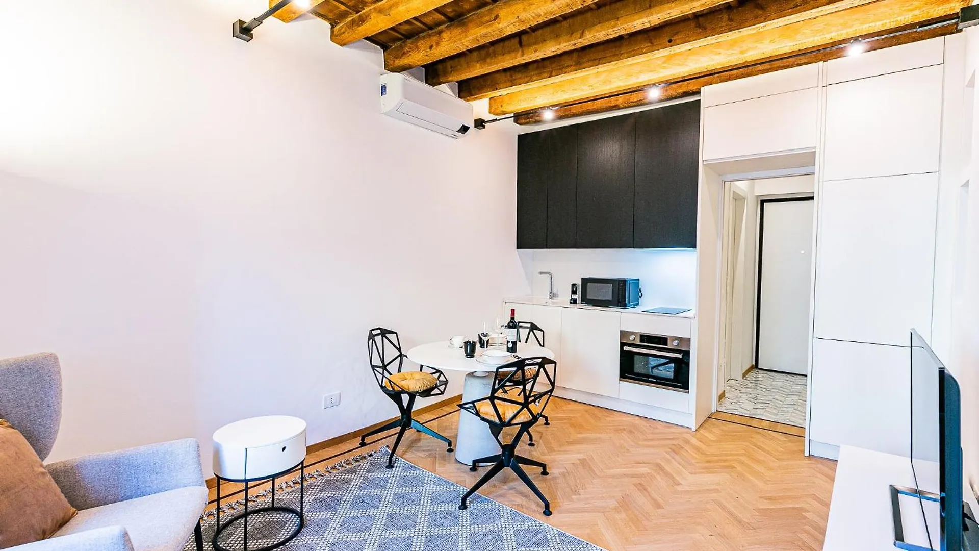 Apartment Dream Suites Milano Brisa Meravigli Italy