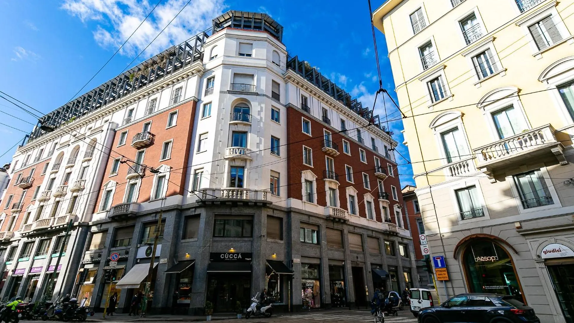 Dream Suites Milano Brisa Meravigli 0*, Milan