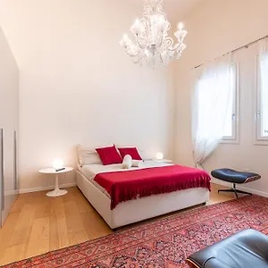  Appartamento Chic Elegance At Borgo Tommasini Italia
